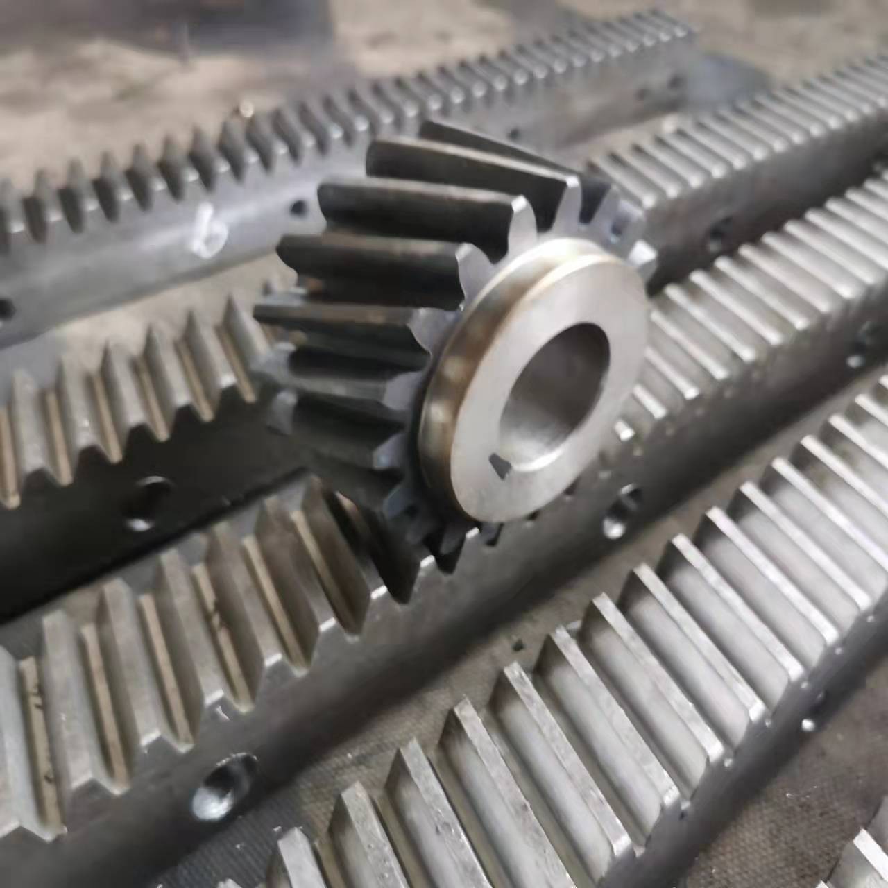 高精度研磨齿轮齿条 齿条45钢大模数齿轮齿条直齿条 升降机齿条图4