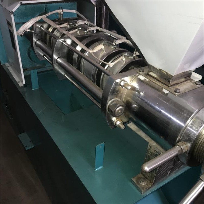商用中型油坊螺旋榨油机全套生产线70型家用小型花生大豆压榨机图3