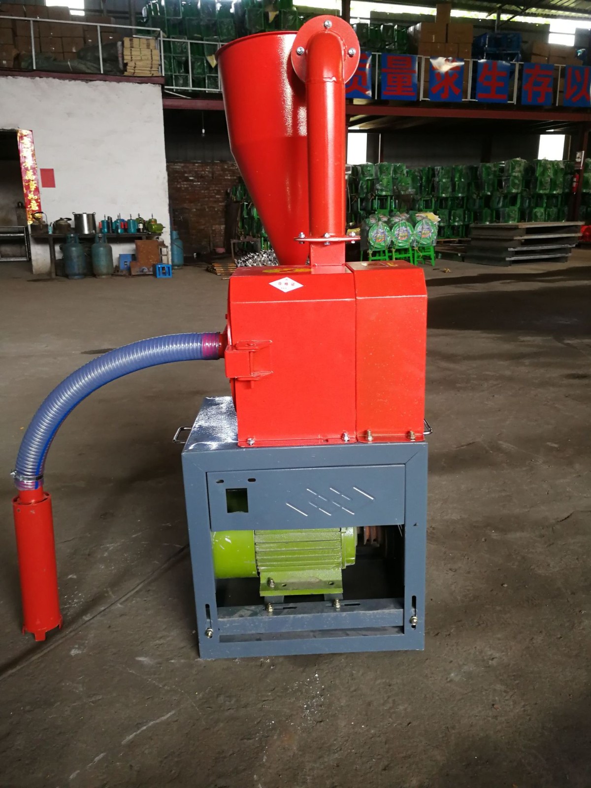 自吸式粉碎机玉米粉碎机五谷杂粮磨粉机齿爪饲料粉碎机家用打粉机图2