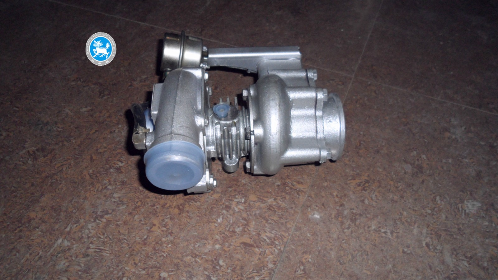 供应多缸柴油机配件杨柴4102柴油机前后油封图5