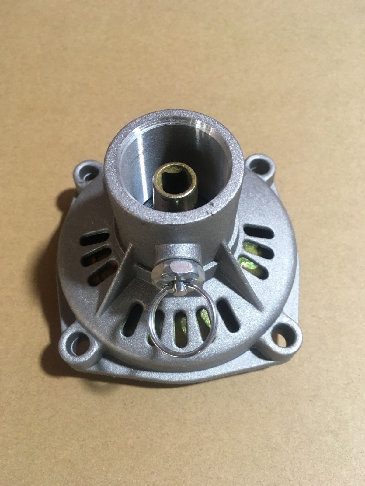 割草机配件离合盘割灌机收割机打草机被动盘离合器盘离合杯离合碟图4