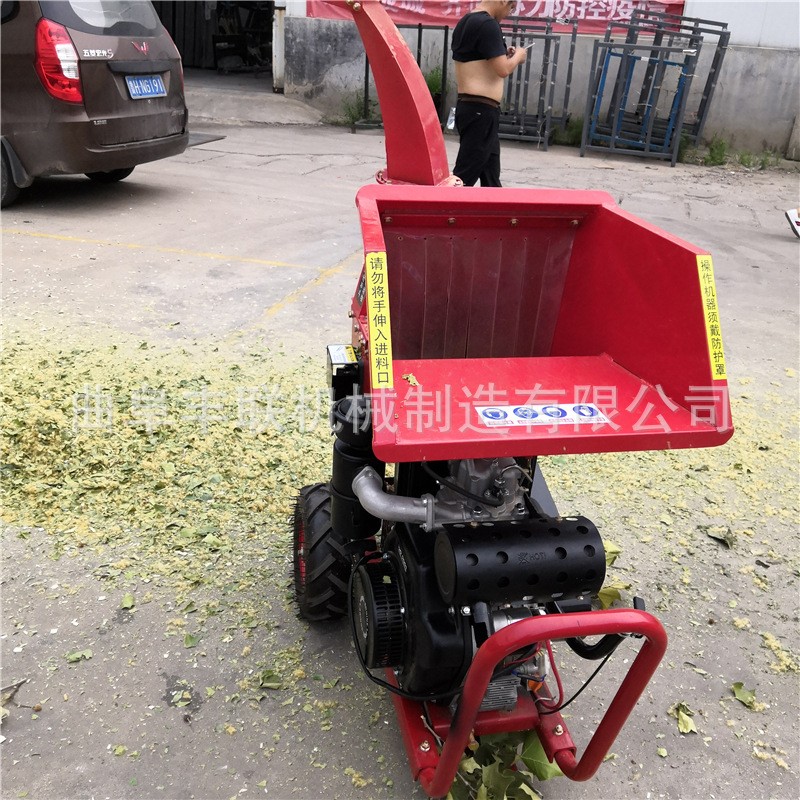 桃枝秸秆粉碎机 卧式树枝打碎机 手推式省力的果枝碎枝机图2