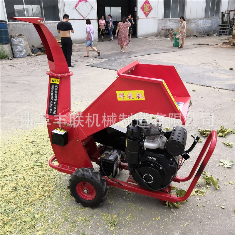 桃枝秸秆粉碎机 卧式树枝打碎机 手推式省力的果枝碎枝机图3