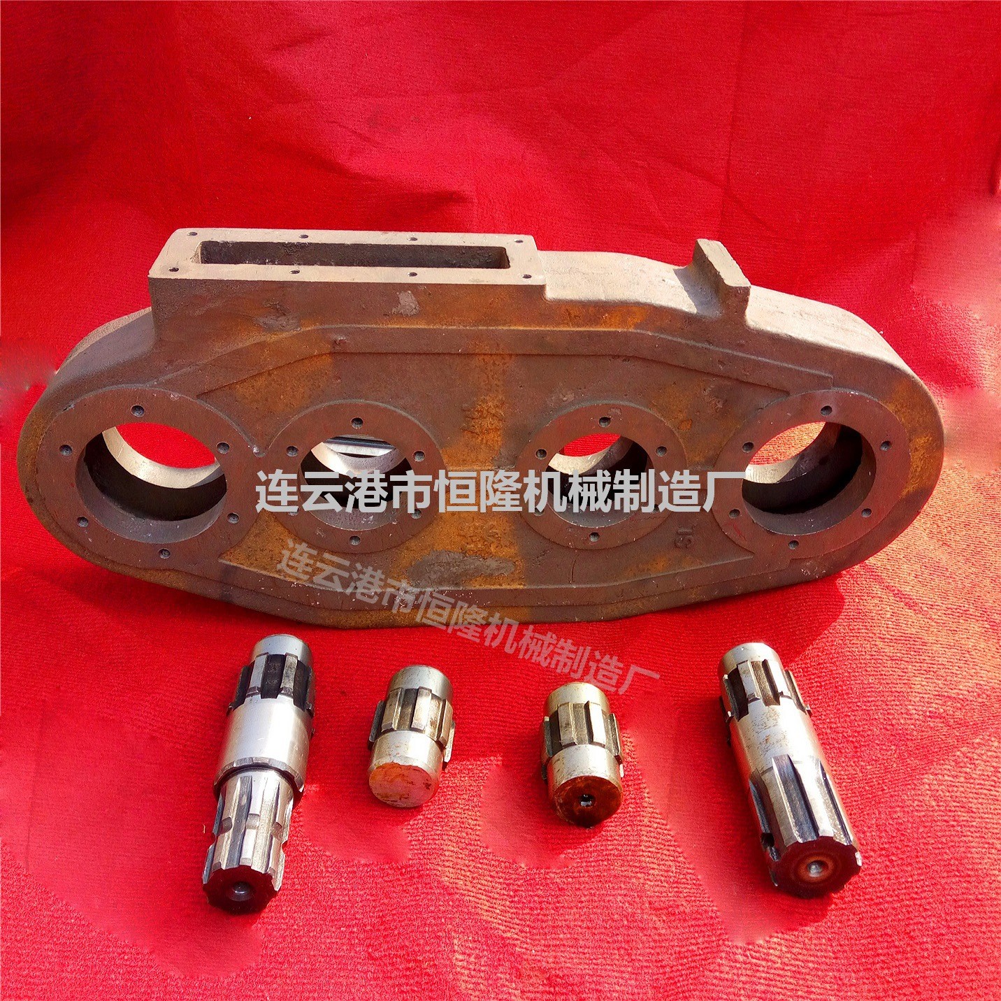 农机配件 旋耕机配件 变速箱 齿轮箱 箱体外壳 总成 四孔侧边箱