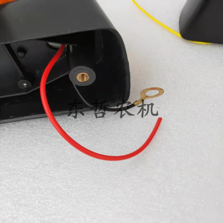 天拖654拖拉机农机配件654铁牛拖拉机黄色灯罩黑色斜面底座转向灯图2