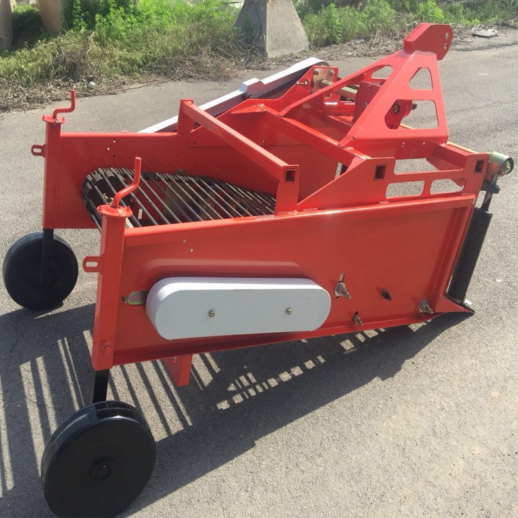 土豆收获宽度90公分机子 高配红薯用收获机 四轮带抛土豆机图3