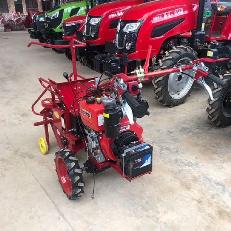 批发家用小型玉米收获机 柴油秸秆粉碎掰棒一体多功能玉米收割机图2