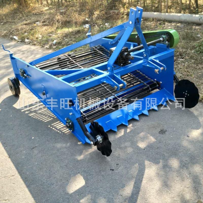 新款地瓜土豆收获机 大宽幅地瓜收获机 四轮牵引式挖红薯机器图4