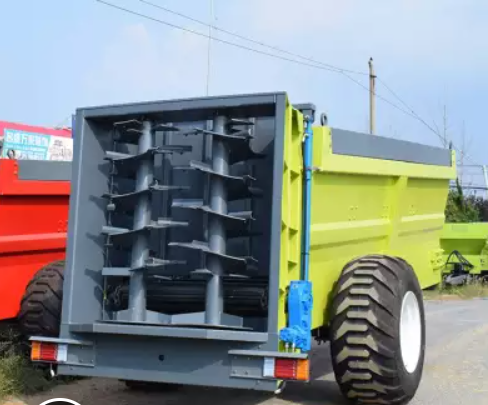 大连雨林供应12吨大型有机肥撒肥车 禽畜粪肥抛粪机 扬粪机