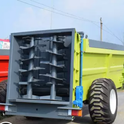 大连雨林供应12吨大型有机肥撒肥车 禽畜粪肥抛粪机 扬粪机图2