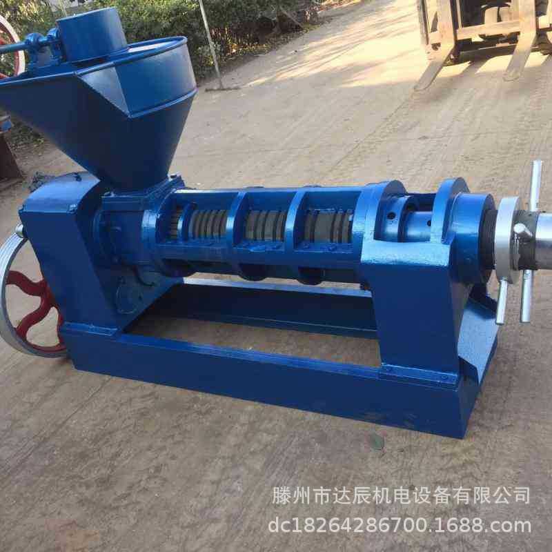 直销双鸭山市菜籽榨油全套设备 花生榨油生产视频 榨大豆油机图片图2