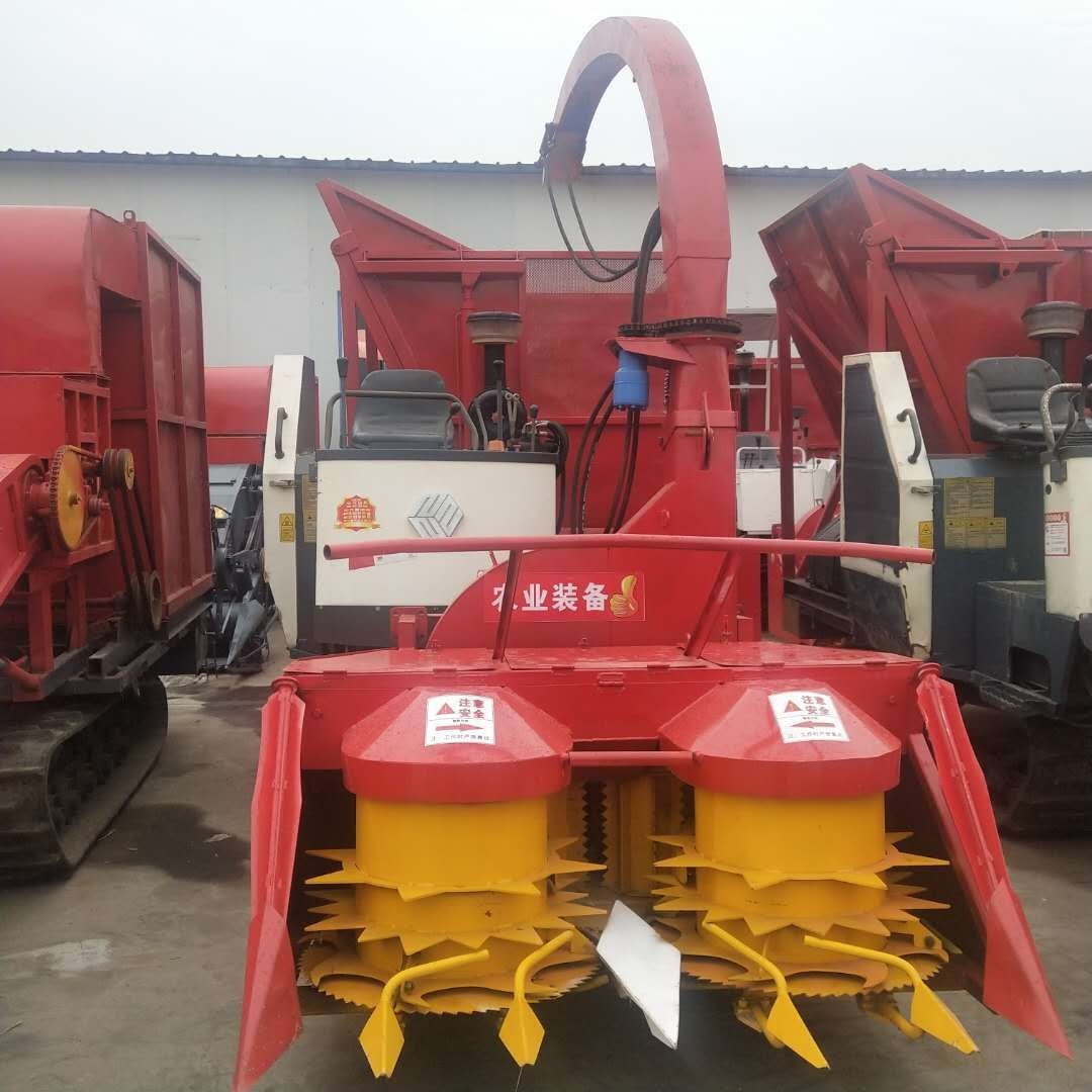 履带式青储机_玉米秸秆收获机厂家_行走式打捆机价格_鸿磊机械图4