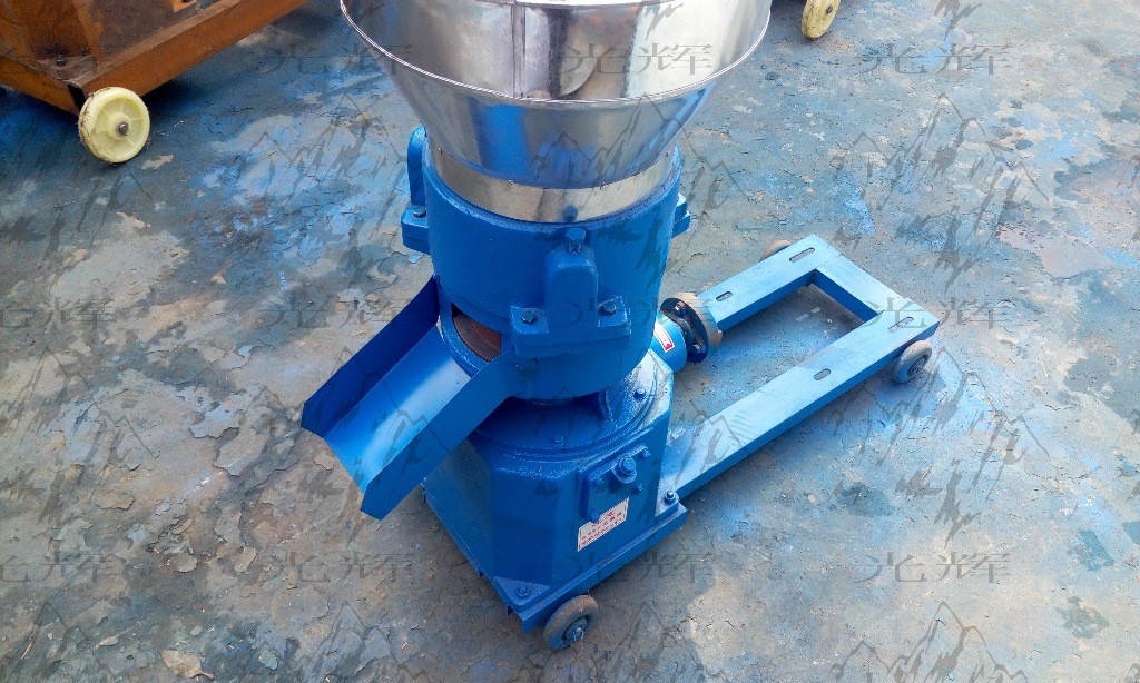 光辉厂家小型饲料颗粒机家用粉碎机大型青贮铡草揉丝机牛羊兔猪鸡图2
