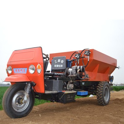 东北农田撒粪车牛羊粪便撒粪车 四轮悬挂农家粪便撒肥机