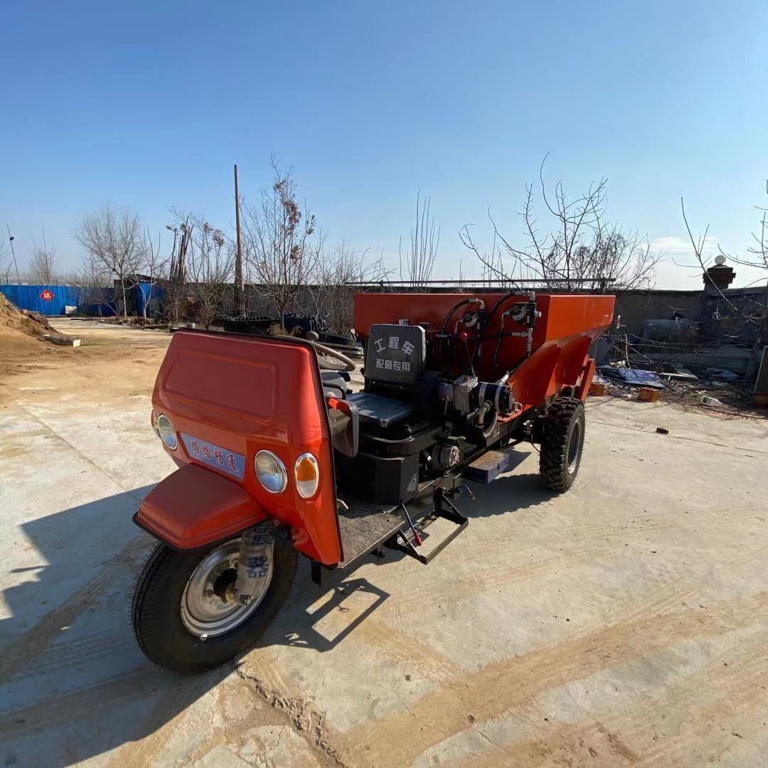 新疆拖拉机带动撒肥机 颗粒化肥抛洒机 干湿牛羊粪撒粪车厂家图2