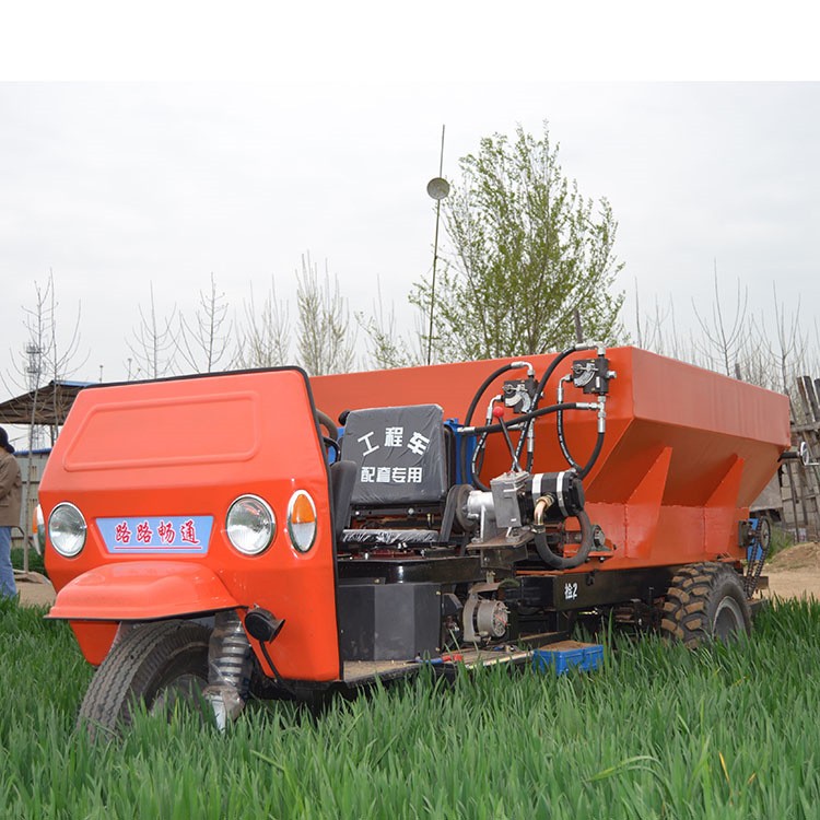 新疆撒粪机 农用撒粪车湿粪撒肥抛粪机 撒粪车撒肥车图3