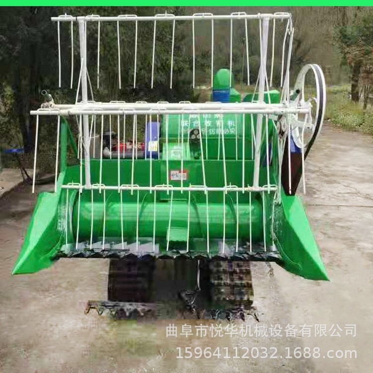 柴油版小型履带式谷物联合收割机 自走式水稻小麦收割脱粒一体机