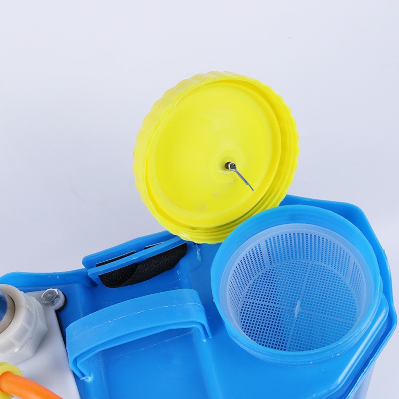 背负式手压八角喷雾器 农用高压手动喷雾器 手动农药喷雾图3