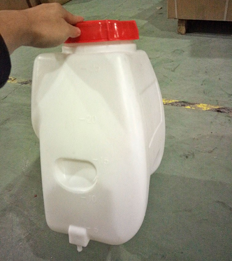 768型 园林背负式机动喷雾器打药桶带盖子滤网整套塑料储水桶25升图4