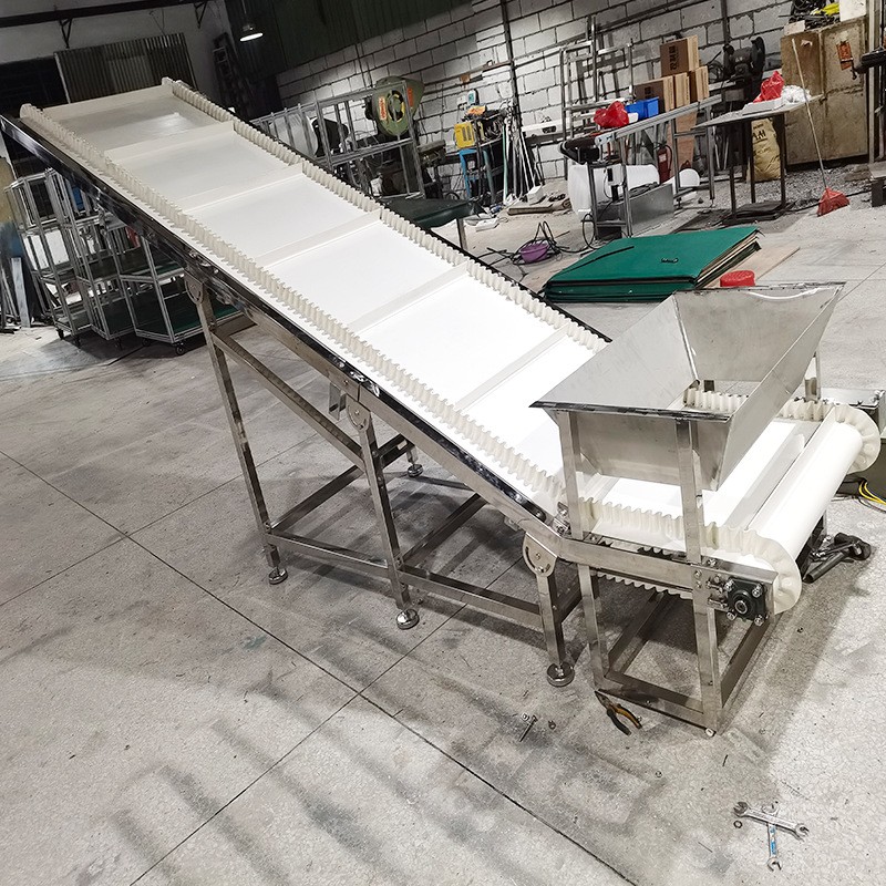 爬坡输送线颗粒上料机不锈钢流水线料斗提升机不锈钢食品输 送机图3