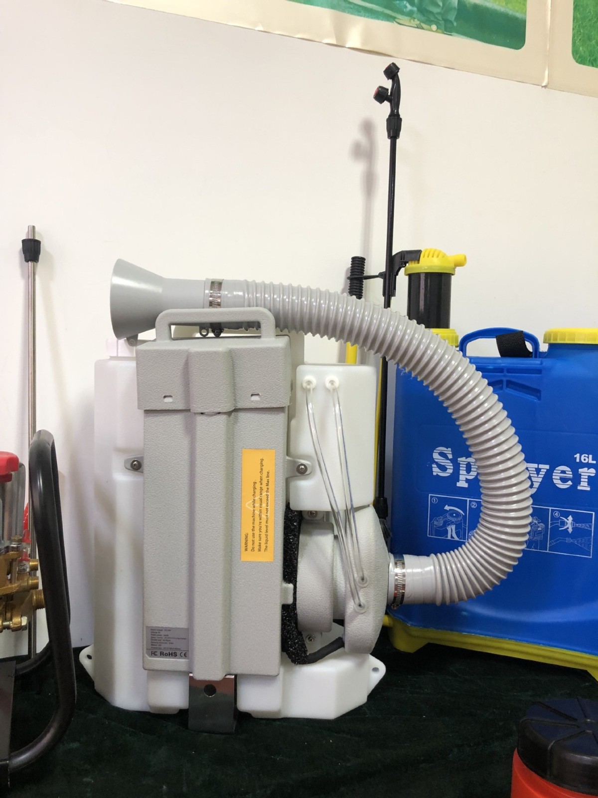 电动超低容量喷雾器 8L背负式锂电池消毒机疾控防疫喷雾机图3