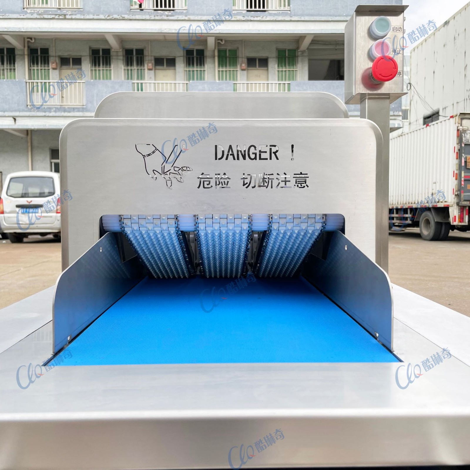 ll安微冷冻兔肉切块机 兔头开半切块机一次成型冷冻肉类切块机图5