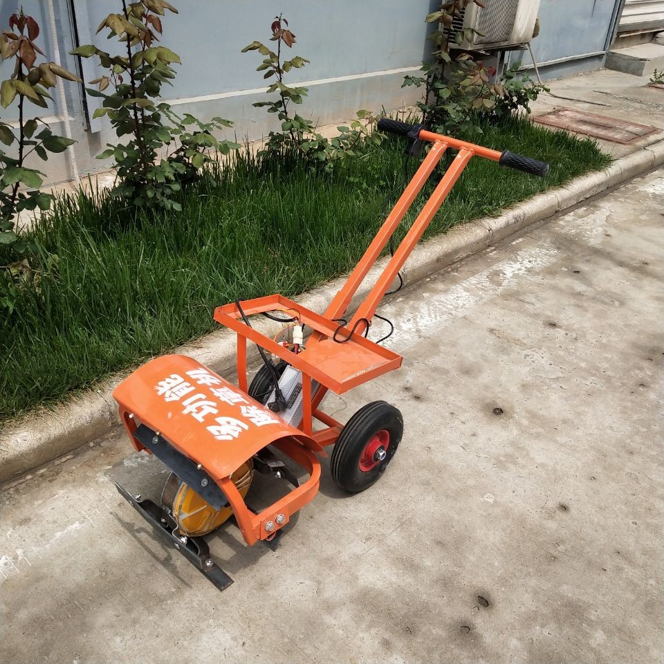 新型农用除草机电动锄草机小型开荒开沟松土充电式图4