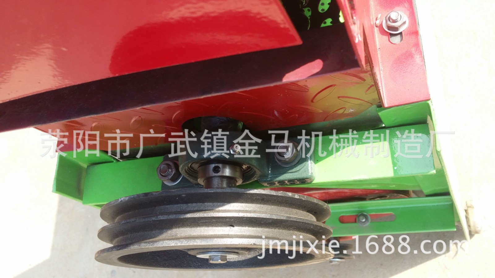 厂家直销 加大玉米脱粒机 甩锤式 不烂芯 全烤漆 加重加厚图3