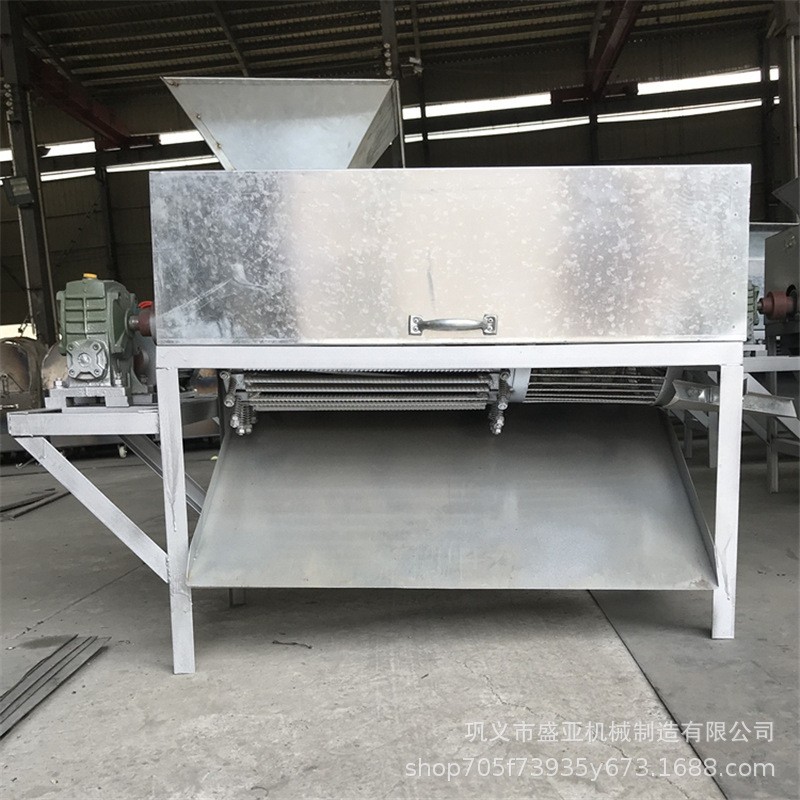 现货夏威夷果脱皮机 不洒药不用捂现摘现剥澳洲坚果脱青皮机器图2