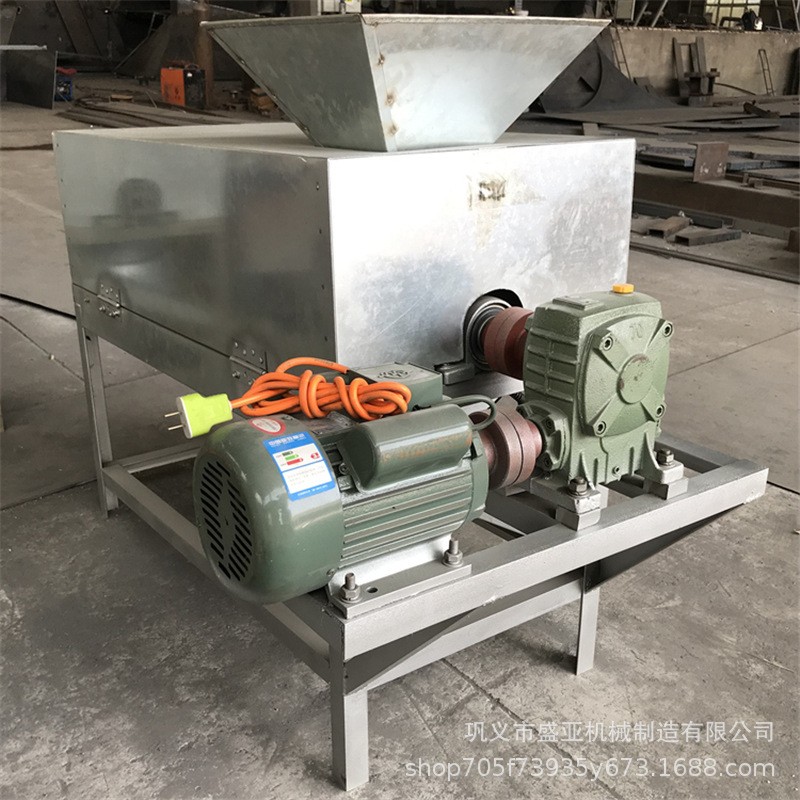 现货夏威夷果脱皮机 不洒药不用捂现摘现剥澳洲坚果脱青皮机器图5