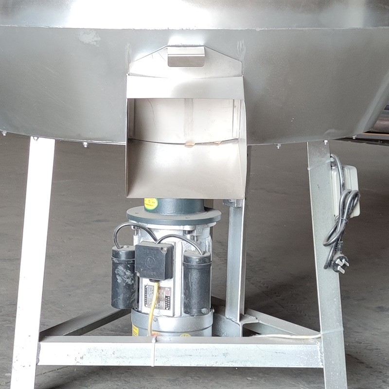 源头工厂不锈钢立式平口搅拌机草料颗粒干粉搅拌机杂粮粉末混合机图3