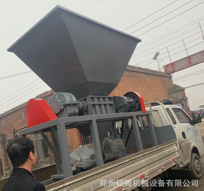 小型塑料薄膜轻薄料保鲜膜纸筒粉碎机 胶头料型模版木头撕裂机图2