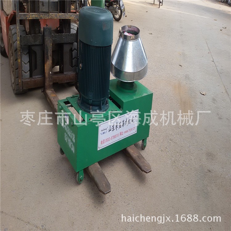 羊饲料颗粒机 家用饲料平模颗粒机 养殖小型颗粒造粒机图2