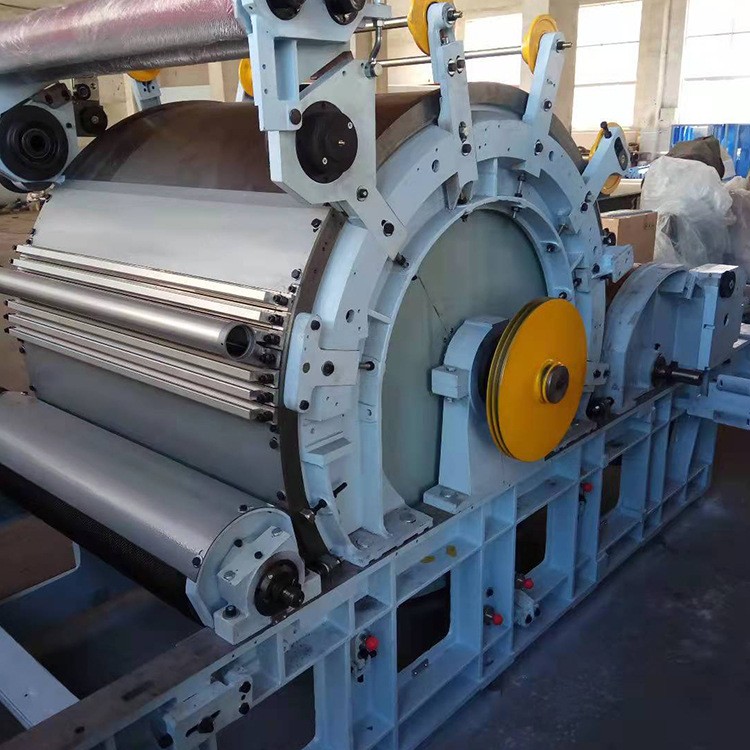 被褥充棉梳棉机 大型机器羊毛毛纺前纺织设备纺纱羊绒梳理机图5