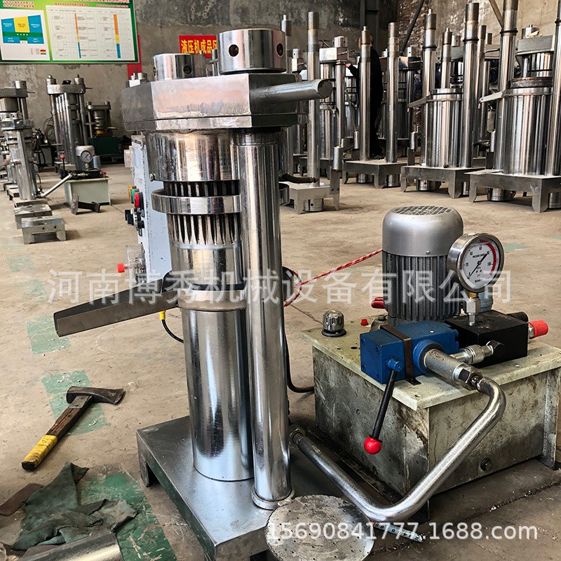 液压花生芝麻榨油机 花椒芥籽紫苏物理压榨 出油率高 油坊商用图3