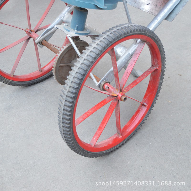 手推旋转式施肥机 草坪园林播种撒肥设备 果树果园农用施肥器图4