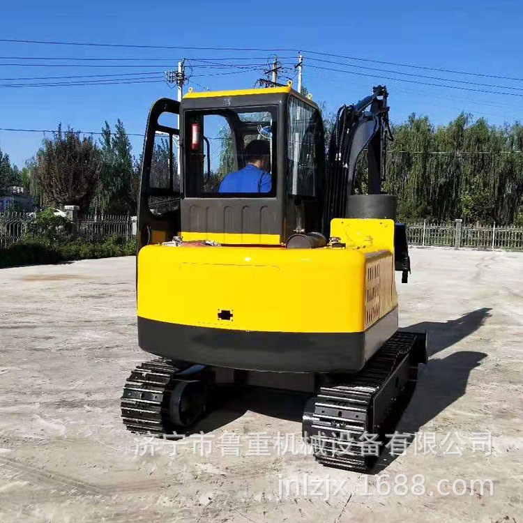 生产电动挖掘机 35履带电动挖机厂家 60型电动履带小型挖掘机价格图5