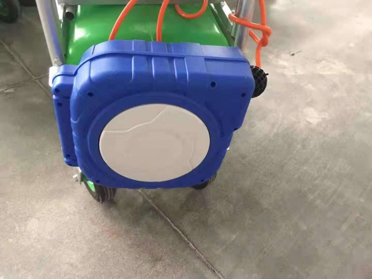 手推式自动卷管喷雾机