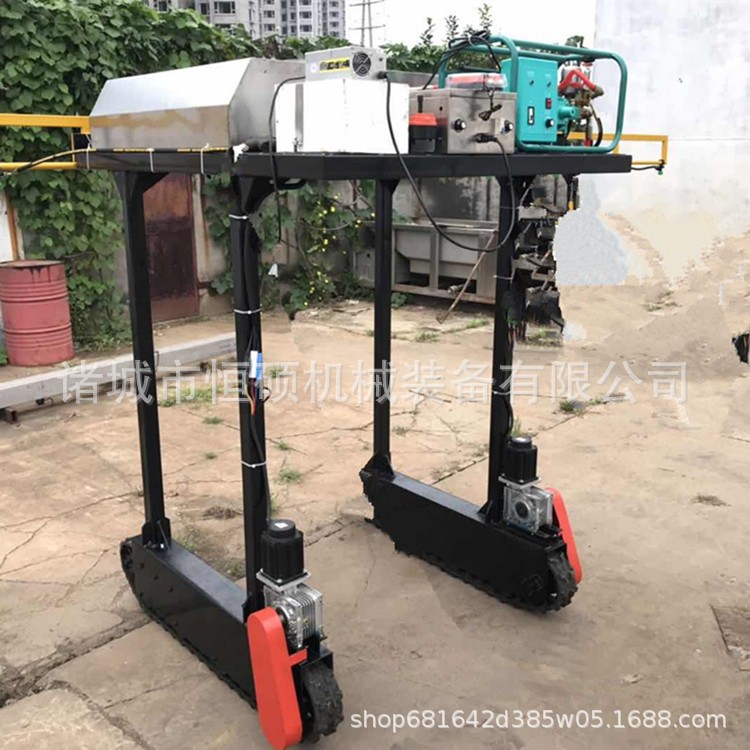 履带底盘农用打药机 烟叶树叶打药机无线遥控橡胶履带底盘打药机图5