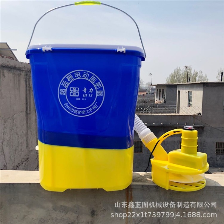 12V铅酸电池道路化冰撒盐机 单兵融雪抛撒器 农用电动水田撒肥机图4