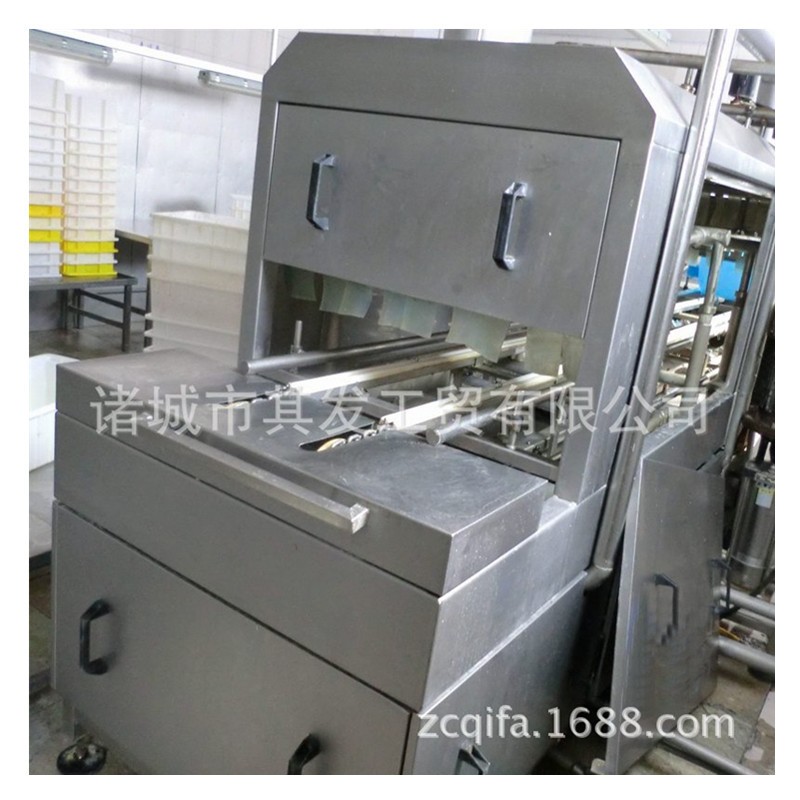 诸城市其发工贸ZJ-5800型塑料箱塑料筐清洗机自动洗筐机图5