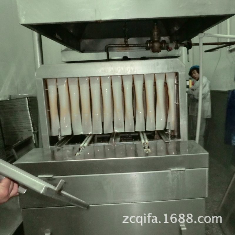 诸城其发厂家出售塑料筐清洗机 肉制品料筐清洗机 高压喷淋清洗图5