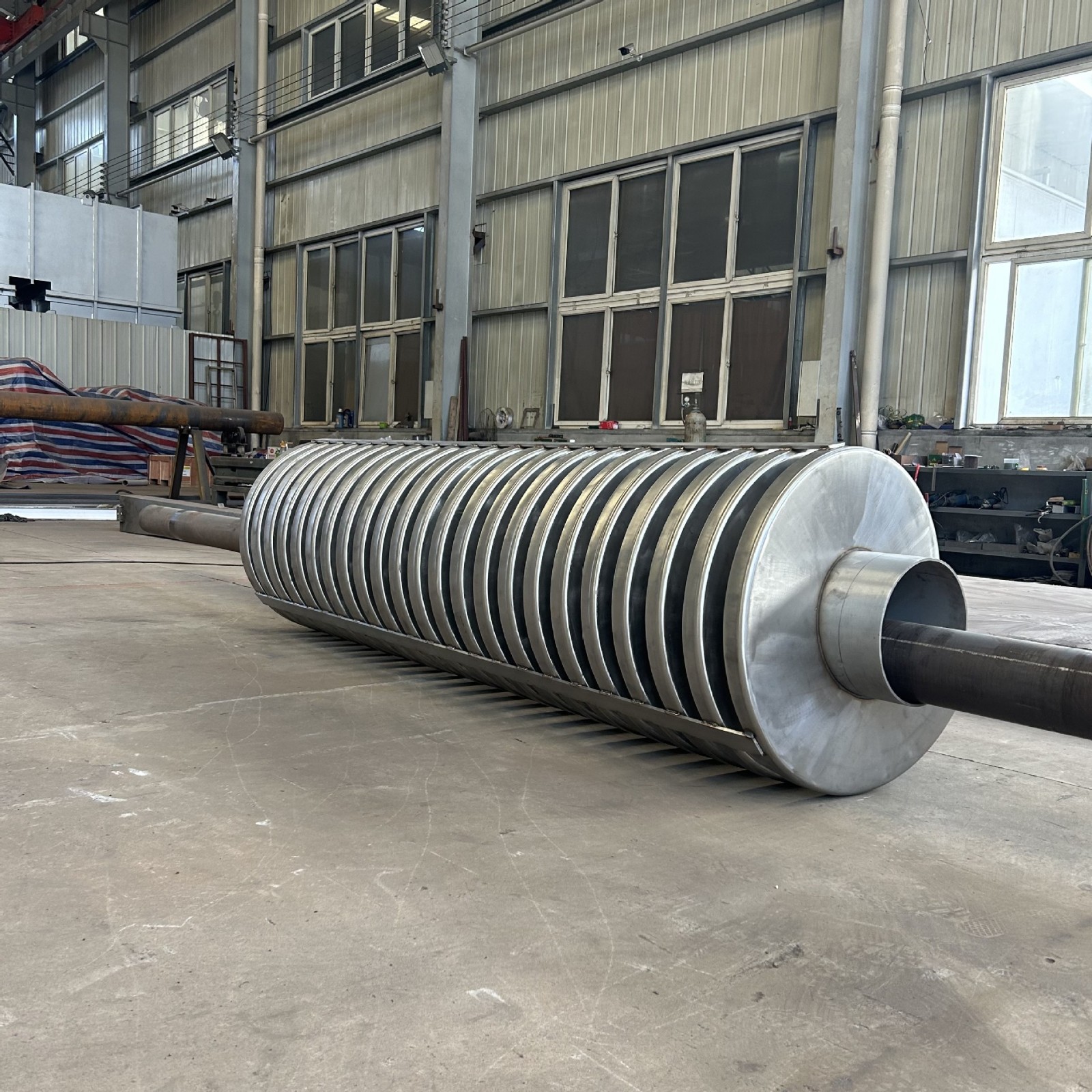 上海色母粒冷却提升机粉体颗粒降温垂直螺旋输送设备制造商图4