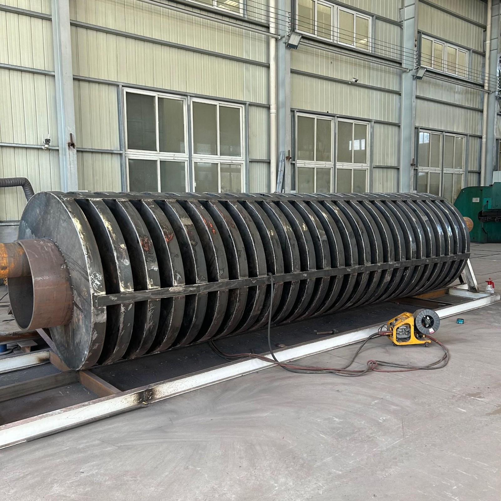 晟图氧化铝降温垂直输送设备粉体颗粒冷却振动提升机输送速度可控图5