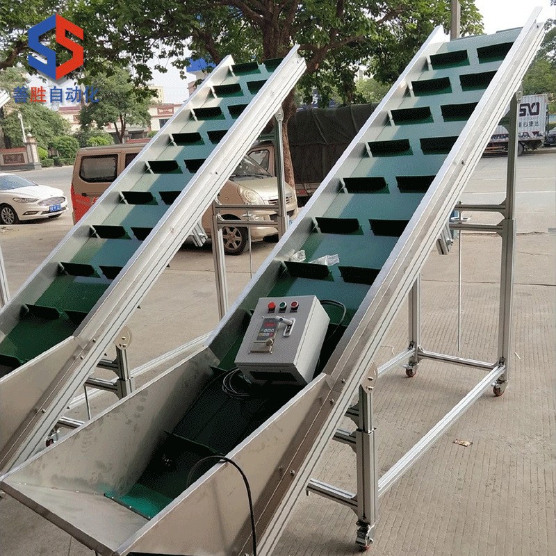 爬坡皮带输送机带储料斗提升机传送机不锈钢食品级裙边皮带输送机图2