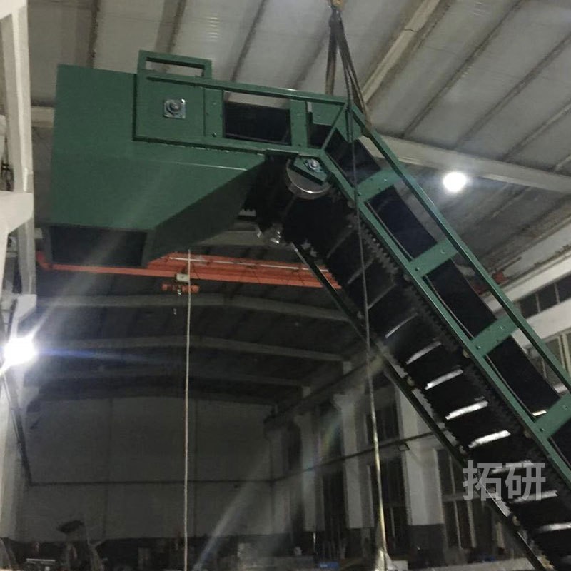 密闭式带防护罩皮带输送机 大倾角爬坡皮带输送机 防滑皮带输送机图2