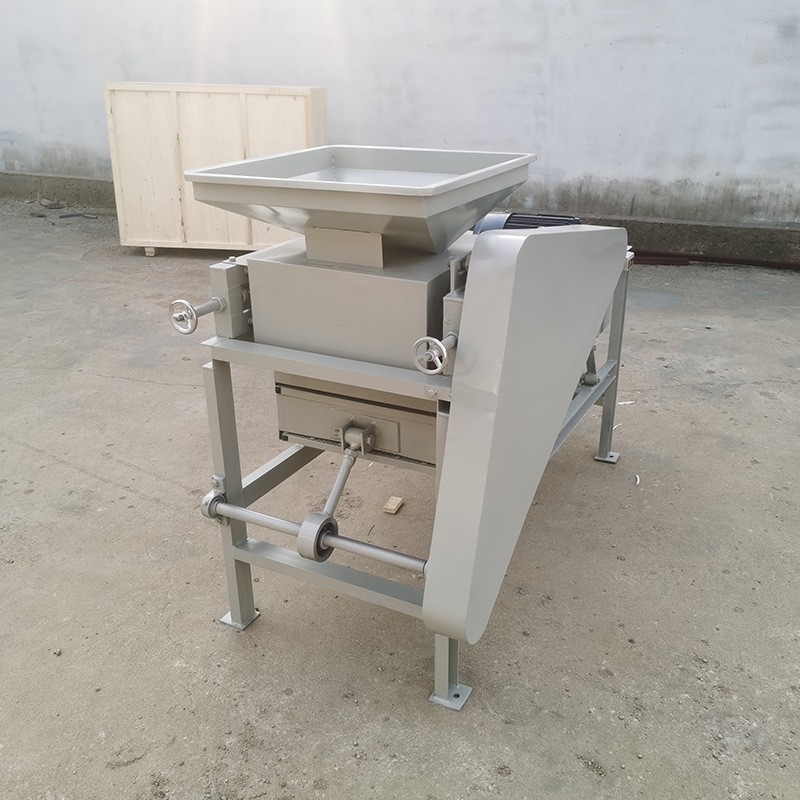 休闲零食坚果破壳机自动杏仁脱皮机核桃破壳机巴旦木剥壳机