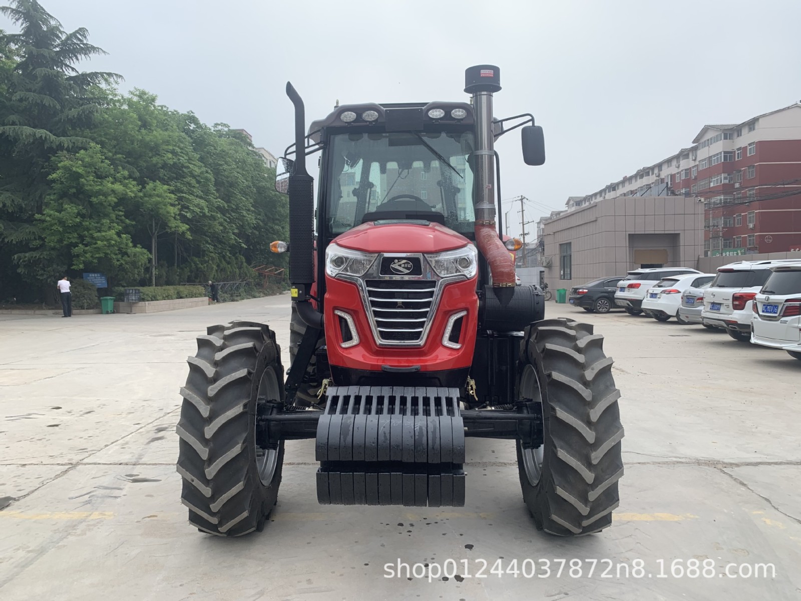 自动驾驶拖拉机 直行犁地 无人驾驶高配车型图3