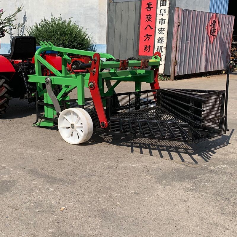 小型四轮花生收获机 小型家用收花生的机 摆放整齐花生收获机图2