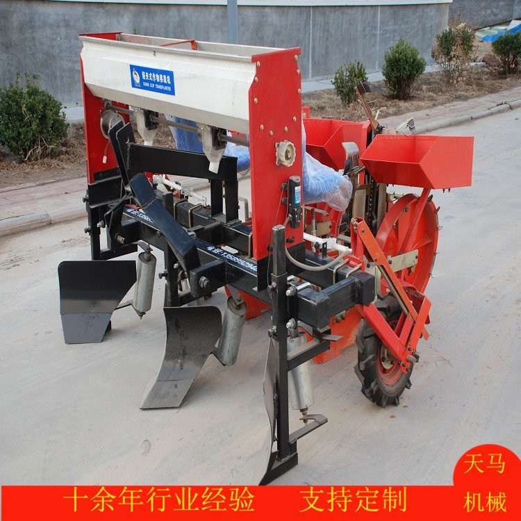 天马机械平插、斜插红薯移栽机 起垄施肥菊花种植机 一机多用 效率高图5